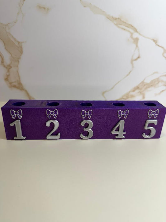 Numbered pen display