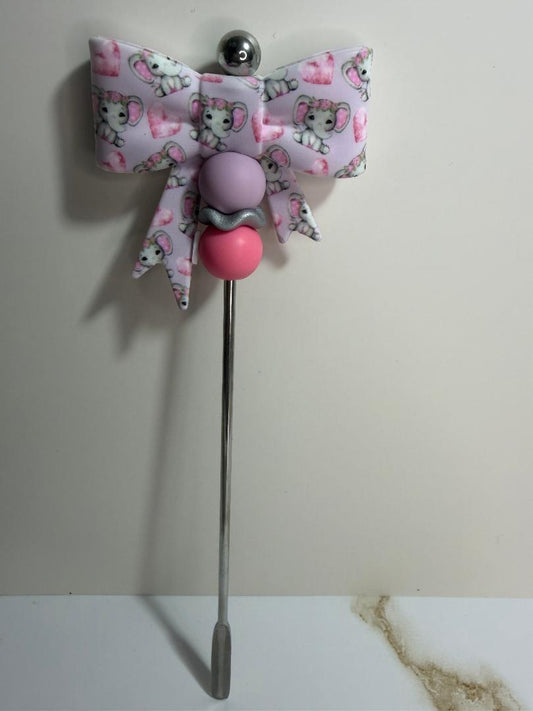 Elephant stirrer