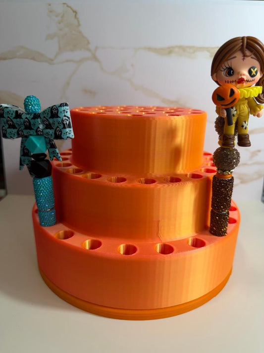 Rotating pen holder