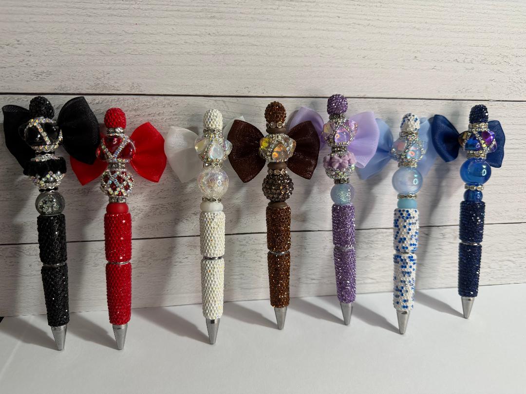 Bow beaded pen
